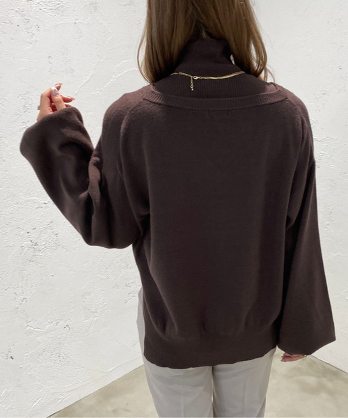 apres jour mignon(アプレジュールミニョン)の「Vニット+タートルセット【ZOZOTOWN限定アイテム】(ニット/セーター・レディース・ブラック/ブラウン系その他/ライトベージュ・X-LARGE/フリー)」の14枚目の写真