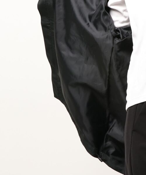 CAMP7（キャンプセブン）の「【CAMP7】サイドジップマウンテンパーカー（マウンテンパーカー・レディース・ブラック/ベージュ・M/L）」の4枚目の写真