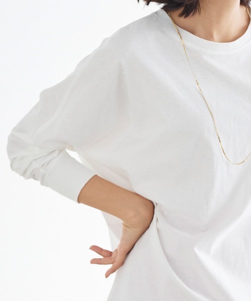 Pierrot（ピエロ）の「ドルマンスリーブロングＴシャツ（Tシャツ/カットソー・レディース・ラベンダー/ミント/チャコール/グレイッシュベージュ/オフホワイト/ピンク・L/M）」の18枚目の写真