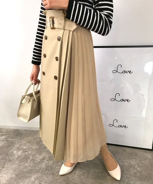 INGNI(イング)の「プリーツ切替トレンチ/スカート(スカート・レディース・ブラック/イエロー/アイボリー/ベージュ/ライトベージュ・FREE)」の19枚目の写真