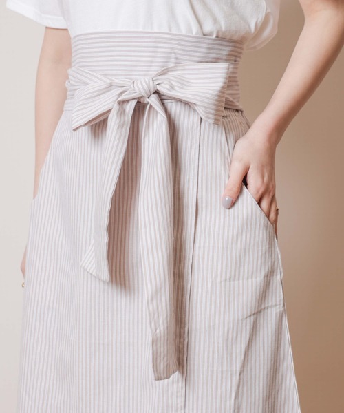 flower（フラワー）の「フレッシュストライプスカート（スカート・レディース・ベージュ/ブルー・FREE）」の9枚目の写真