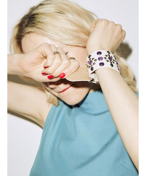 jouetie（ジュエティ）の「ベルトビジューバングル（ブレスレット・レディース・ブラック/オフホワイト/その他1・FREE）」の2枚目の写真