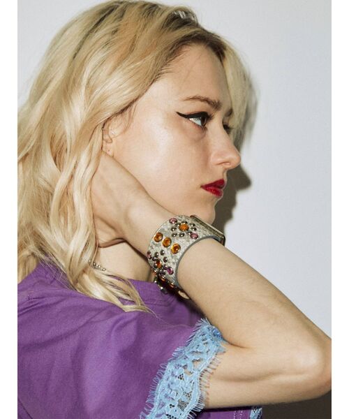 jouetie（ジュエティ）の「ベルトビジューバングル（ブレスレット・レディース・ブラック/オフホワイト/その他1・FREE）」の5枚目の写真