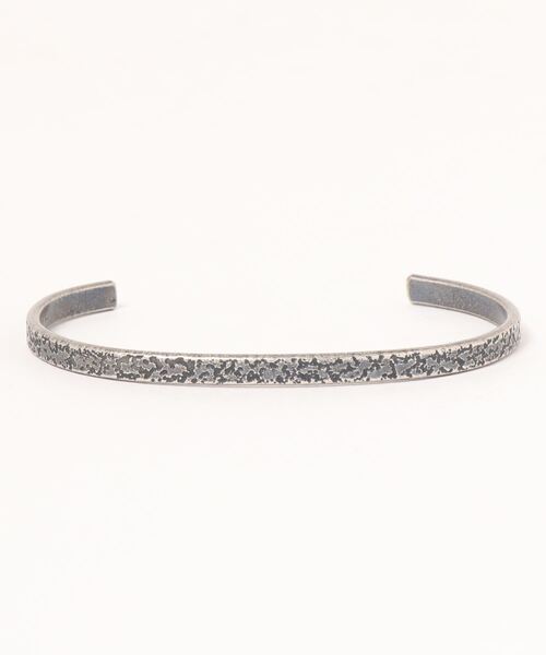 LUGG NAGG（ラグナグ）の「【Pirlo/ピルロ】BRASS DESIGN BANGLE/柄打デザインバングル（バングル/リストバンド・メンズ・アンティークシルバー/ゴールド/アンティークゴールド/シルバー・FREE）」の2枚目の写真