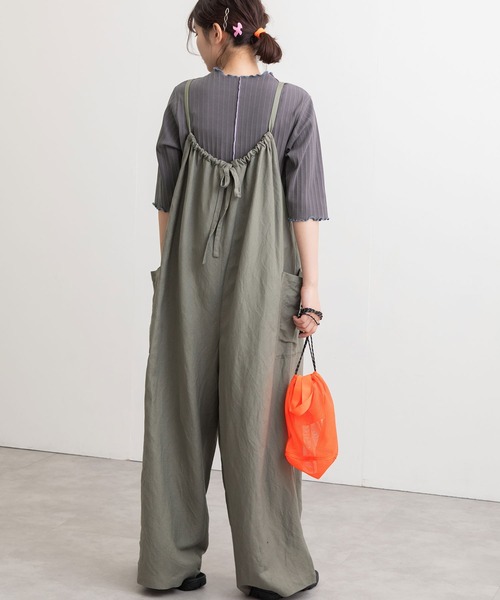 POU DOU DOU（プードゥドゥ）の「リネンレーヨンキャミソールサロペット（サロペット/オーバーオール・レディース・ブラック/ネイビー/カーキ・3）」の13枚目の写真