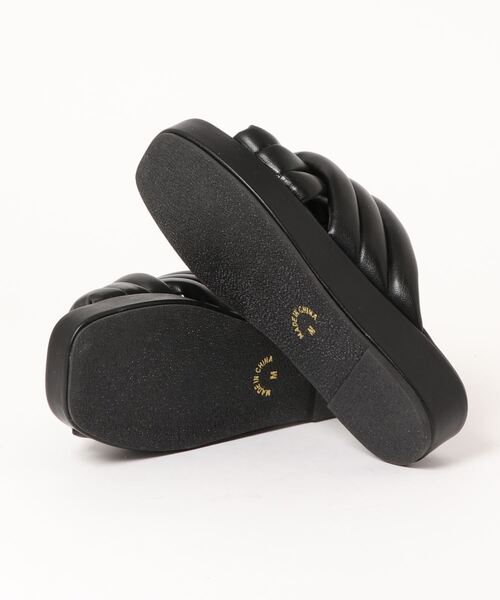 ehka sopo(エヘカソポ)の「厚底クッションサンダル(サンダル・レディース・ブラック/オフホワイト/イエロー・MEDIUM/LARGE)」の5枚目の写真