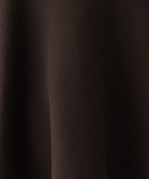 OPAQUE.CLIP(オペークドットクリップ)の「◆ペプラムニットプルオーバー【エクストラファインオーガニックコットン/WEB限定カラー・サイズ】(ニット/セーター・レディース・ブラック/ブルー/グリーン/ブラウン系その他5/ホワイト系・40/38/36/42)」の18枚目の写真