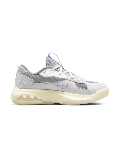 JORDAN BRAND（ジョーダンブランド）の「ジョーダン エア 200E ウィメンズシューズ / Jordan Air 200E Women's Shoes＜22-29cm 展開＞（スニーカー・レディース・オリーブ/アイボリー・25/27.5/22/28.5/26/22.5/29/23/23.5/26.5/25.5/28/24.5/24/27）」の18枚目の写真