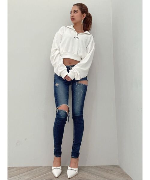 GYDA(ジェイダ)の「SIDE RIPPED スキニーデニムパンツ(デニムパンツ・レディース・ライトブルー/ブルー・SMALL/MEDIUM/X-LARGE/X-SMALL/LARGE)」の5枚目の写真