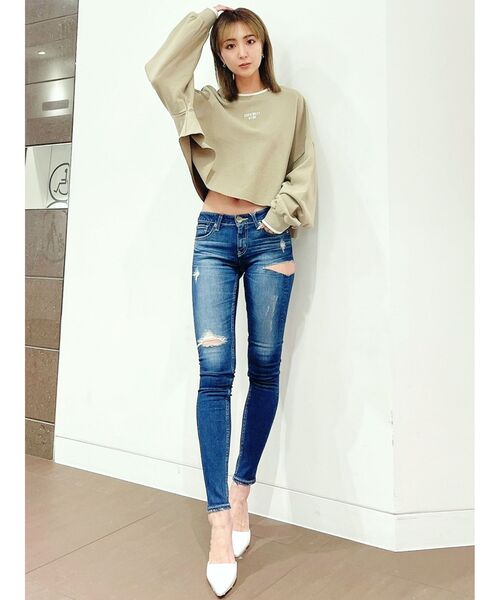 GYDA(ジェイダ)の「SIDE RIPPED スキニーデニムパンツ(デニムパンツ・レディース・ライトブルー/ブルー・SMALL/MEDIUM/X-LARGE/X-SMALL/LARGE)」の22枚目の写真