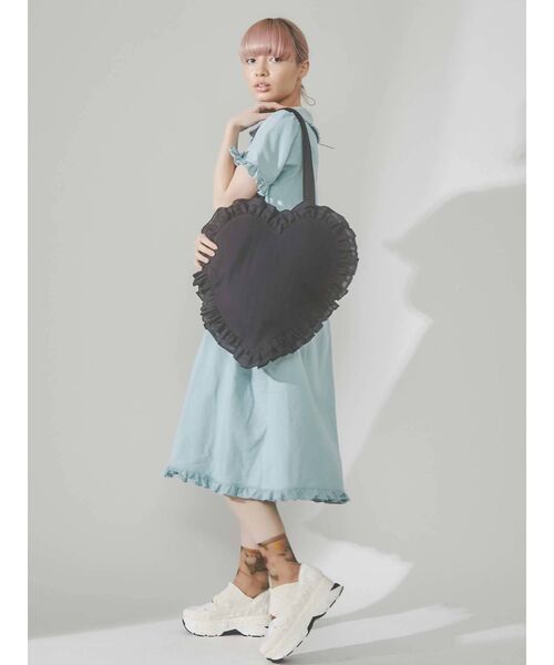 merry jenny（メリージェニー）の「ハートフリルトート（トートバッグ・レディース・オフホワイト/ブラック・FREE）」の11枚目の写真