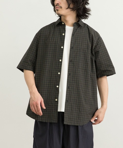 MANUAL ALPHABET(マニュアル アルファベット)の「MANUAL ALPHABET LOOSEFIT SHORT-SLEEVE R/C SHIRTS(シャツ/ブラウス・メンズ・ブラック/ブラウン・3/2)」の3枚目の写真