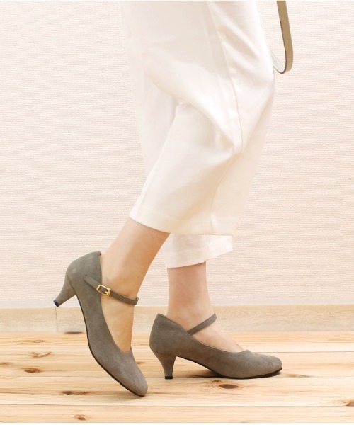 ALETTA(アレッタ)の「ALETTA-アレッタ- 究極のプレーンパンプス -ラウンドトゥ5cmヒール-(パンプス・レディース・グレー/ブラック/ワイン/ブラック系その他/アッシュグレー・23.5cm/23.0cm/24.0cm/24.5cm)」の4枚目の写真