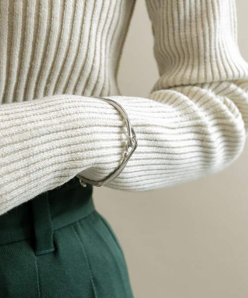 SMELLY（スメリー）の「ウェーブバーキリカエブレスレット（ブレスレット・レディース・シルバー・-）」の5枚目の写真