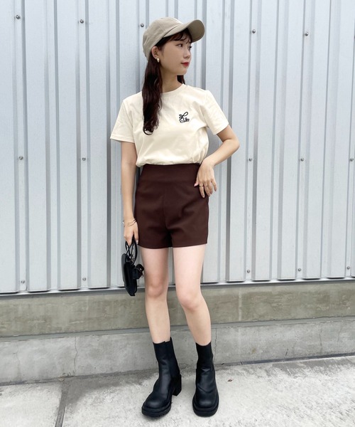 one after another NICE CLAUP(ワンアフターアナザーナイスクラップ)の「ロゴ刺繍Tee(Tシャツ/カットソー・レディース・ブラウン/アイボリー/ミント/オフホワイト・FREE)」の20枚目の写真