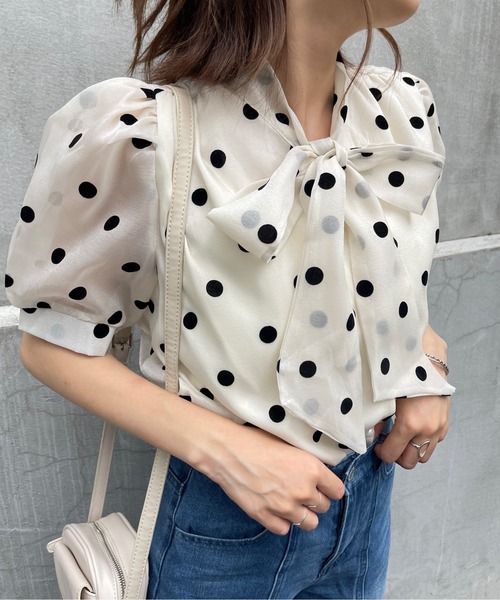 SpRay(スプレイ)の「ドットボウタイブラウス(シャツ/ブラウス・レディース・オフホワイト・FREE)」の1枚目の写真