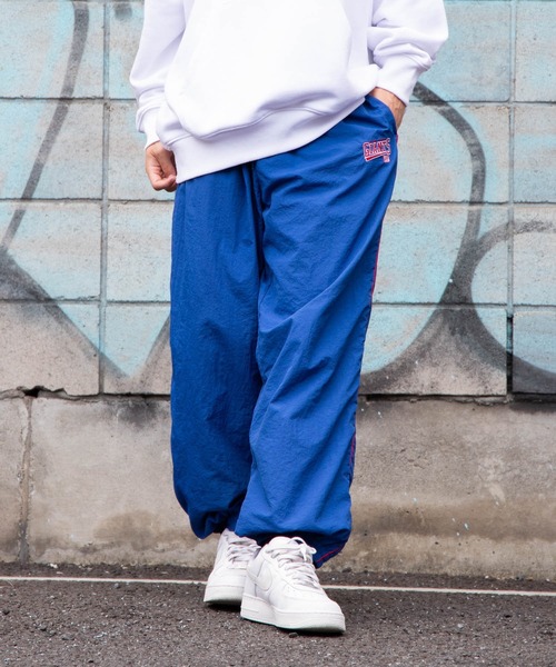 WEGO（ウィゴー）の「∴WEGO/【セットアップ対応商品】別注 NFL ナイロンジョグパンツ（スウェットパンツ・メンズ・ホワイト/ブラック/ダークグリーン/ブルー・MEDIUM/LARGE）」の12枚目の写真