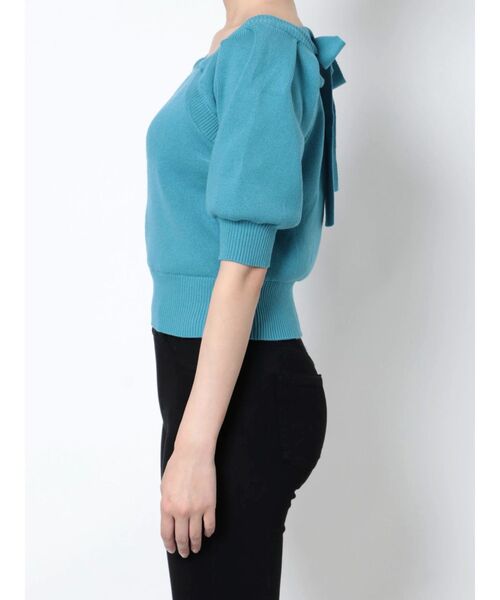 EMODA（エモダ）の「バックタイコンパクトトップ（ニット/セーター・レディース・ベージュ/ブルー/ブラック・FREE）」の13枚目の写真