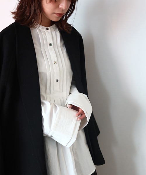 CREDONA（クレドナ）の「フロントタックデザインブラウス（シャツ/ブラウス・レディース・ブラック/オフホワイト・FREE）」の12枚目の写真