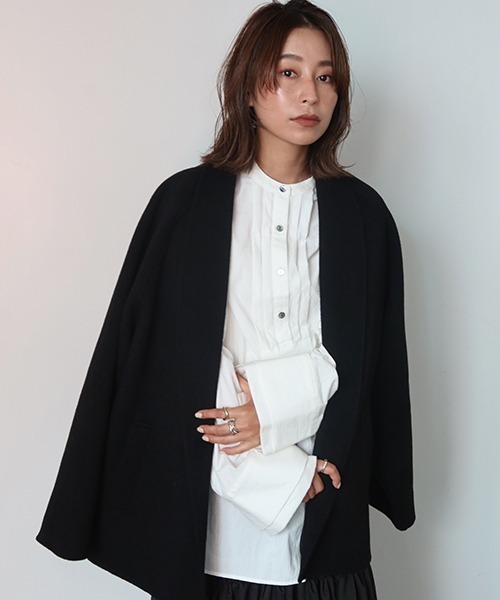 CREDONA（クレドナ）の「フロントタックデザインブラウス（シャツ/ブラウス・レディース・ブラック/オフホワイト・FREE）」の17枚目の写真