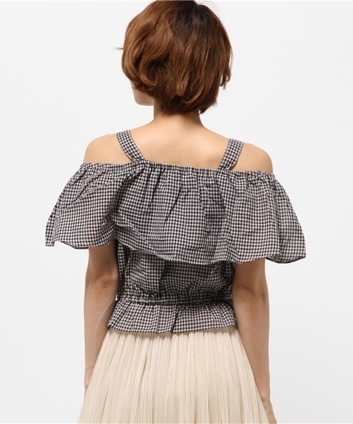 WEGO(ウィゴー)の「WEGO/フリルオフショルブラウス(シャツ/ブラウス・レディース・ホワイト/ブラック系その他/ブルー系その他/レッド系その他・FREE)」の7枚目の写真