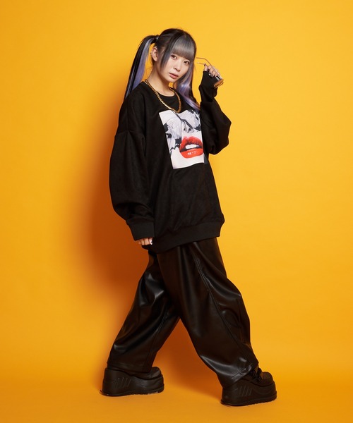 GALLIS ADDICTION（ガリスアディクション）の「GA SUEDE LIPS-PHOTO CREW（スウェット・メンズ・モカ/アイボリー/ブラック・M/L）」の5枚目の写真