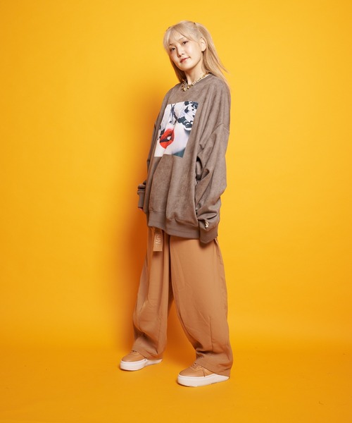 GALLIS ADDICTION（ガリスアディクション）の「GA SUEDE LIPS-PHOTO CREW（スウェット・メンズ・モカ/アイボリー/ブラック・M/L）」の15枚目の写真