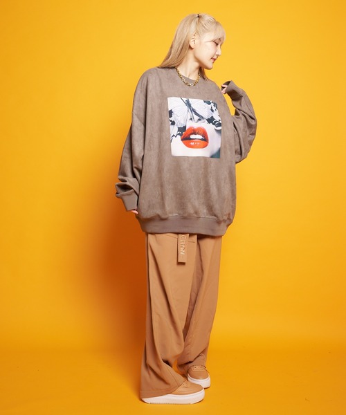 GALLIS ADDICTION（ガリスアディクション）の「GA SUEDE LIPS-PHOTO CREW（スウェット・メンズ・モカ/アイボリー/ブラック・M/L）」の14枚目の写真