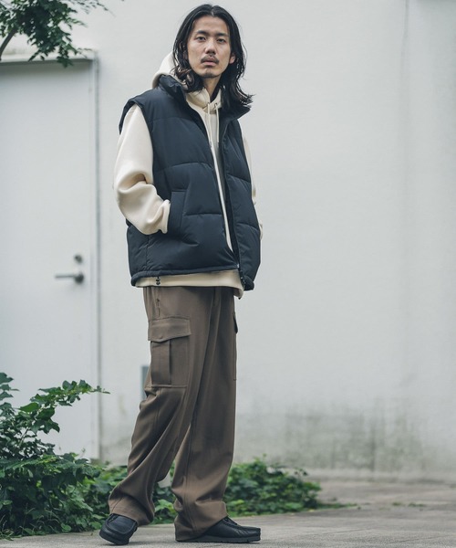 URBAN RESEARCH Sonny Label（アーバンリサーチサニーレーベル）の「『撥水』CORDURA中綿ベスト（ダウンベスト・メンズ・ブラック/カーキ・MEDIUM/LARGE）」の22枚目の写真