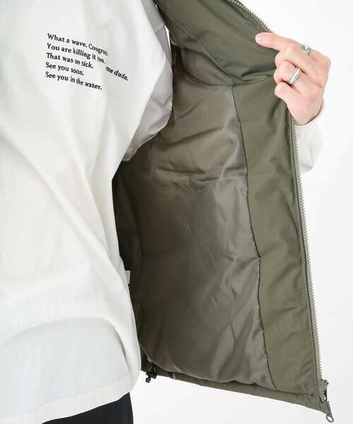 URBAN RESEARCH Sonny Label（アーバンリサーチサニーレーベル）の「『撥水』CORDURA中綿ベスト（ダウンベスト・メンズ・ブラック/カーキ・MEDIUM/LARGE）」の15枚目の写真