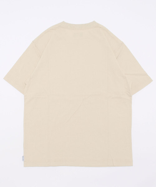 BANKS（バンクス）の「DESIGN TEE/BANKS(バンクス)半袖Tシャツ（Tシャツ/カットソー・メンズ・サンドグレー/オフホワイト・LARGE/X-LARGE/MEDIUM）」の3枚目の写真