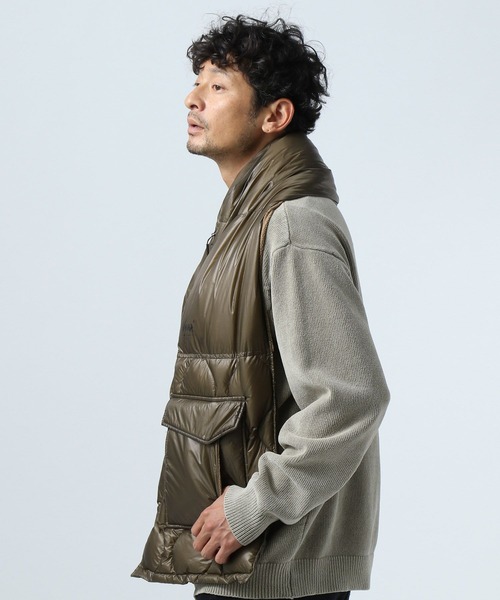 BAYFLOW（ベイフロー）の「【NANGA Mt.&Sea(ナンガ マウントアンドシー)】ダウンケープ（ダウンベスト・メンズ・オレンジ/カーキ・FREE）」の5枚目の写真