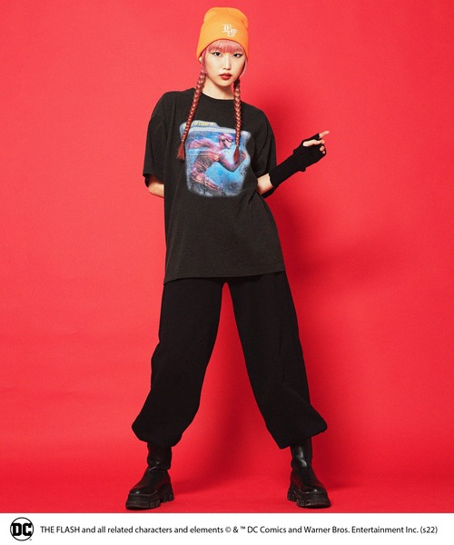 BACK TO THE FIELD（バック トゥー ザ フィールド）の「【DC/THE FLASH】ヴィンテージ加工Tシャツ（Tシャツ/カットソー・レディース・ブラック・FREE）」の7枚目の写真