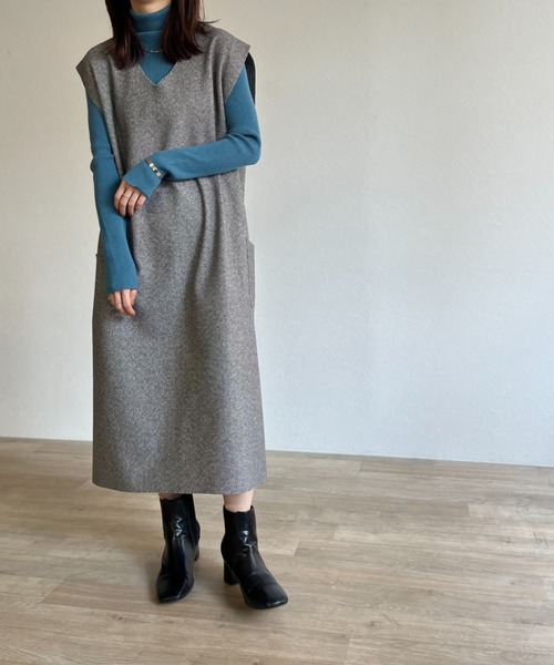 ISOOK（アイスー）の「【ZOZO限定】V neck wool jumper skirt / Vネックウールジャンパースカート（ジャンパースカート・レディース・ブラウン/グレー・FREE）」の15枚目の写真