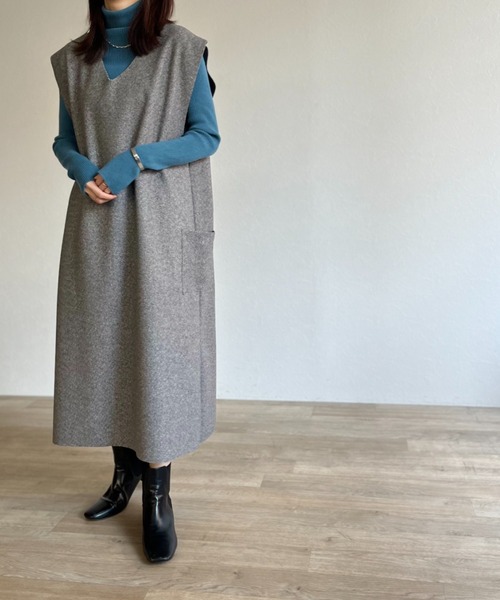 ISOOK（アイスー）の「【ZOZO限定】V neck wool jumper skirt / Vネックウールジャンパースカート（ジャンパースカート・レディース・ブラウン/グレー・FREE）」の10枚目の写真