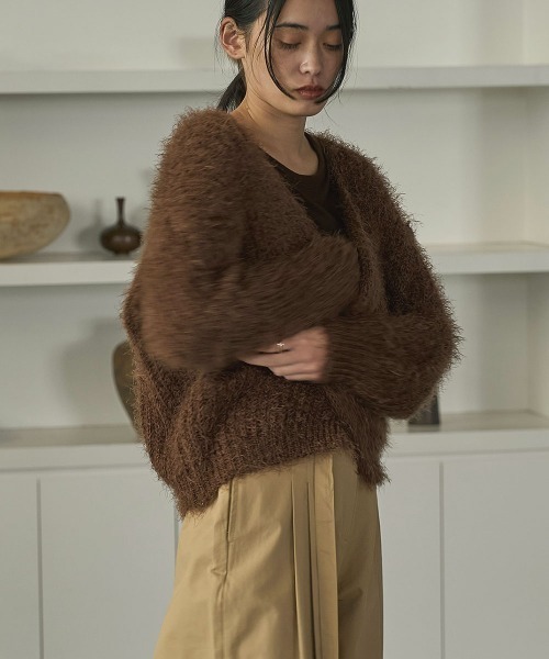 marjour（マージュール）の「SHAGGY KNIT CARDIGAN（カーディガン/ボレロ・レディース・チャコールグレー/ミント/ブラウン・M）」の5枚目の写真