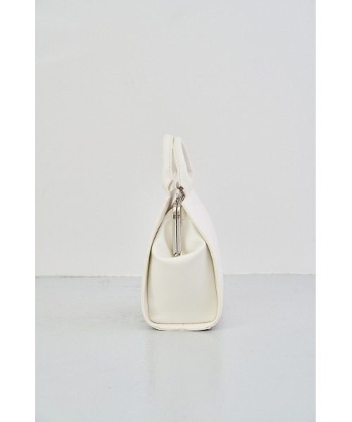 AZUL by moussy（アズールバイマウジー）の「METAL FRAME BAG Ⅱ/メタルフレームバッグⅡ（ハンドバッグ・レディース・ブラック/グリーン系その他/アイボリー/ライトグリーン・FREE）」の7枚目の写真
