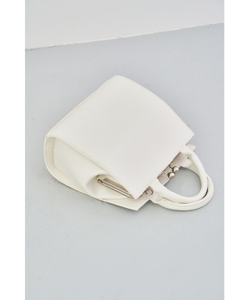 AZUL by moussy（アズールバイマウジー）の「METAL FRAME BAG Ⅱ/メタルフレームバッグⅡ（ハンドバッグ・レディース・ブラック/グリーン系その他/アイボリー/ライトグリーン・FREE）」の10枚目の写真