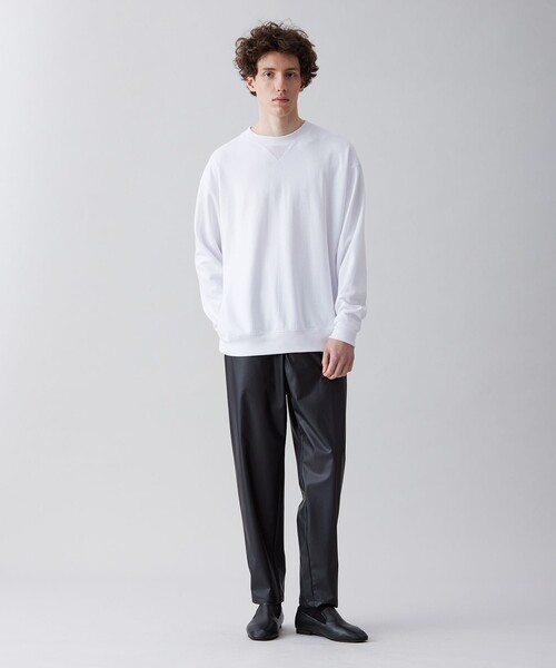 UNFILO(アンフィーロ)の「リラックスフィットスウェットTシャツ(スウェット・メンズ・ブラック系/ホワイト系・LARGE/MEDIUM/SMALL/X-LARGE)」の3枚目の写真