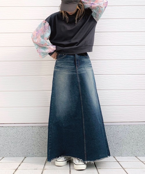 Q(キュー)の「フラワースリーブトップス(Tシャツ/カットソー・レディース・アイボリー/チャコールグレー・MEDIUM)」の3枚目の写真