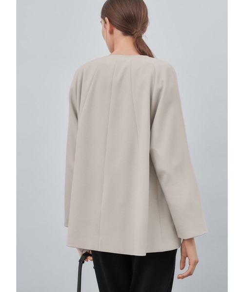 STYLE DELI(スタイルデリ)の「【Made in JAPAN】Aラインノーカラージップ ジャケット(ノーカラージャケット・レディース・グリーン/ネイビー/グレイッシュベージュ・FREE)」の5枚目の写真