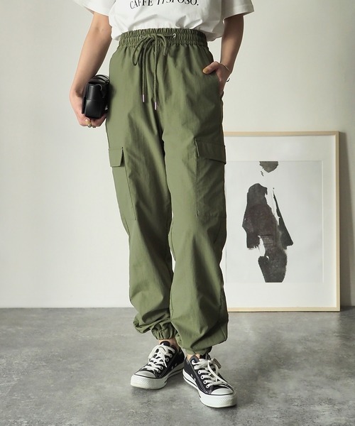 Riberry(リベリー)の「カーゴジョガーパンツ(カーゴパンツ・レディース・ブラック/オフホワイト/カーキ・MEDIUM)」の8枚目の写真