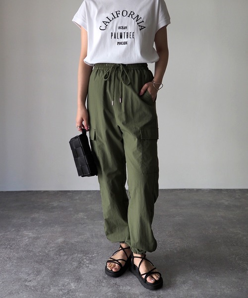 Riberry(リベリー)の「カーゴジョガーパンツ(カーゴパンツ・レディース・ブラック/オフホワイト/カーキ・MEDIUM)」の21枚目の写真