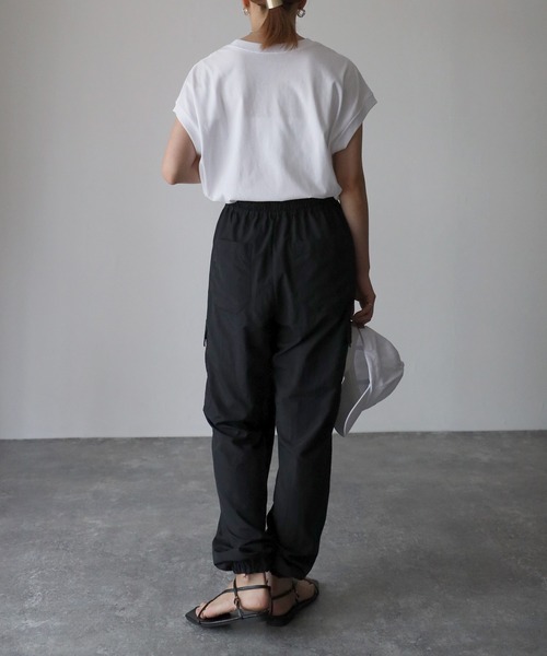 Riberry(リベリー)の「カーゴジョガーパンツ(カーゴパンツ・レディース・ブラック/オフホワイト/カーキ・MEDIUM)」の20枚目の写真