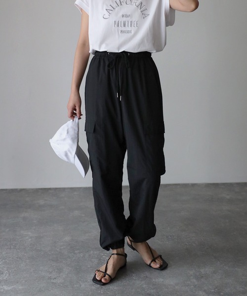 Riberry(リベリー)の「カーゴジョガーパンツ(カーゴパンツ・レディース・ブラック/オフホワイト/カーキ・MEDIUM)」の17枚目の写真