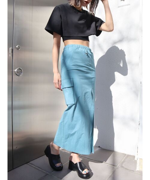 EMODA(エモダ)の「カーゴマキシスカート(スカート・レディース・ブラック/ブルー/アイボリー・FREE)」の15枚目の写真