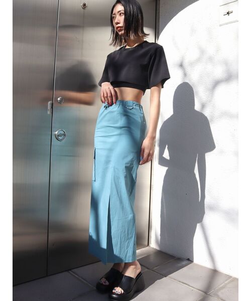 EMODA(エモダ)の「カーゴマキシスカート(スカート・レディース・ブラック/ブルー/アイボリー・FREE)」の9枚目の写真