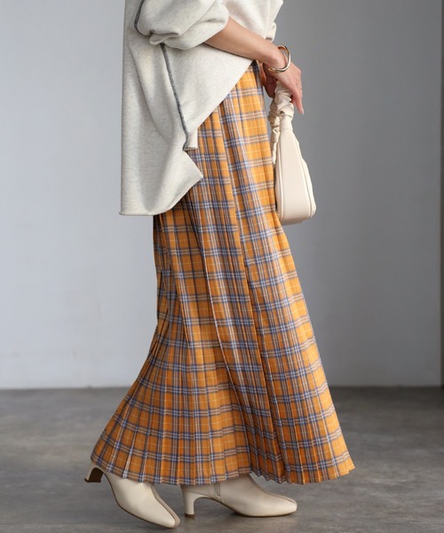 EASEBLUE（イーズブルー）の「カラフルチェックプリーツスカート（スカート・レディース・ブラック/ベージュ/オレンジ・FREE）」の7枚目の写真