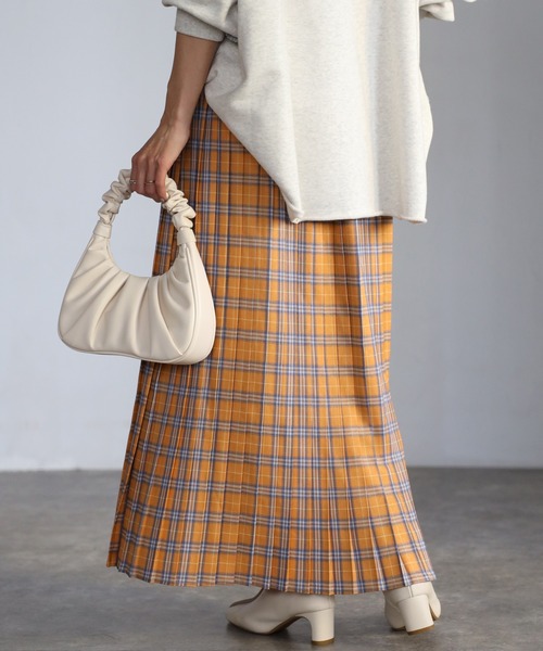 EASEBLUE（イーズブルー）の「カラフルチェックプリーツスカート（スカート・レディース・ブラック/ベージュ/オレンジ・FREE）」の20枚目の写真