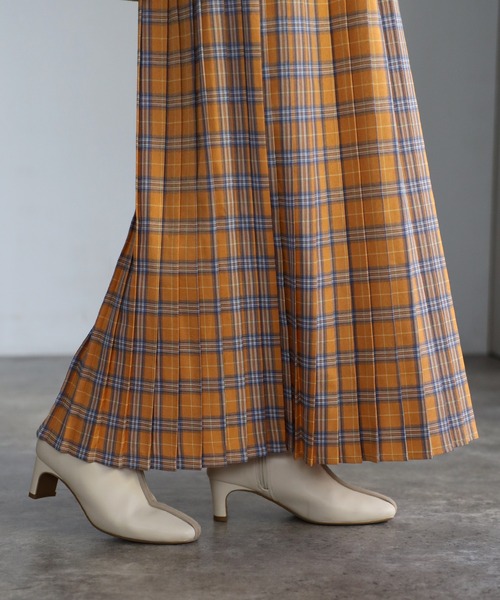 EASEBLUE（イーズブルー）の「カラフルチェックプリーツスカート（スカート・レディース・ブラック/ベージュ/オレンジ・FREE）」の15枚目の写真
